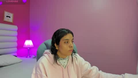 violet_sinclair online show from April 28, 2026, 11:37 am
