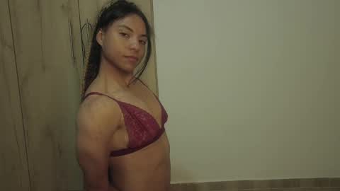 Violet online show from February 3, 2025, 11:58 pm