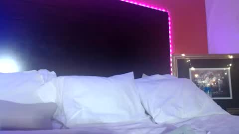 Snapshot of violet_winter97 chatting on February 1, 2026, 6:01 am violet_winter97 online show from February 1, 2026, 6:01 am