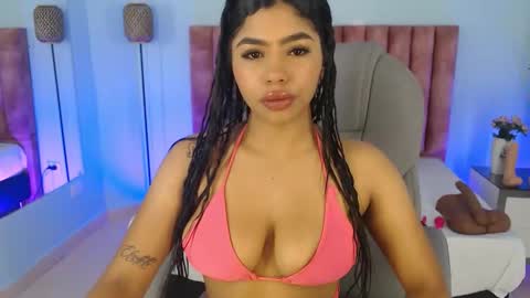 Snapshot of violeta_leon chatting on February 27, 2026, 3:50 am Violeta leon online show from February 27, 2026, 3:50 am