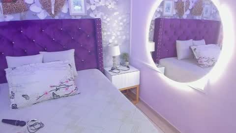 violeta_medina online show from April 16, 2026, 2:34 am