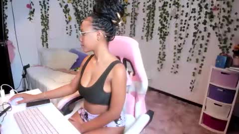 Violeta online show from March 18, 2026, 6:33 pm