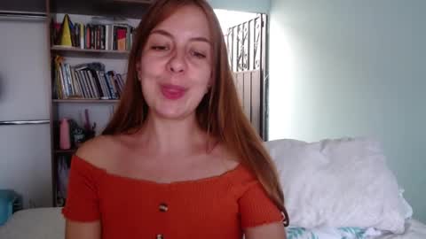 Snapshot of violeta_peter69 chatting on December 15, 2025, 9:41 pm Violeta Peter online show from December 15, 2025, 9:41 pm