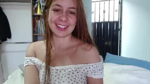 Violeta Peter online show from April 11, 2026, 9:19 pm