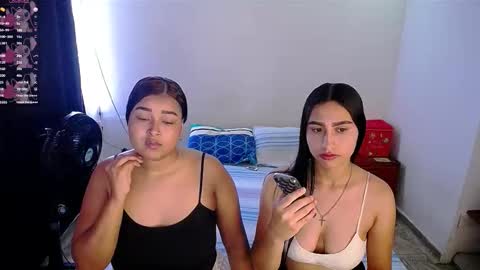 violeta_rouses online show from October 30, 2025, 4:52 pm