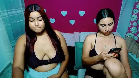 Snapshot of violeta_rouses chatting on June 9, 2026, 3:29 am violeta_rouses online show from June 9, 2026, 3:29 am