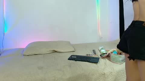 Snapshot of violeta_sofia_16 chatting on June 6, 2026, 2:16 am violeta sofia 16 online show from June 6, 2026, 2:16 am