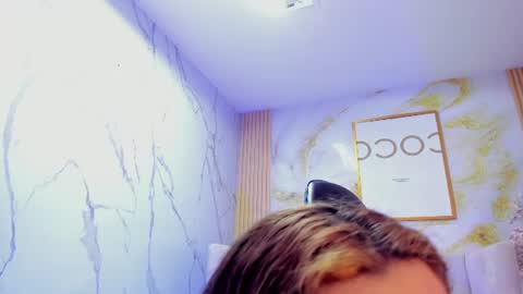 Snapshot of violeta_sub chatting on June 22, 2026, 1:08 pm IG violeta sub online show from June 22, 2026, 1:08 pm