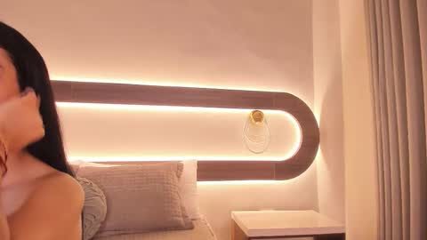 Snapshot of violeta_sum chatting on February 25, 2026, 12:04 pm Violeta Sum online show from February 25, 2026, 12:04 pm