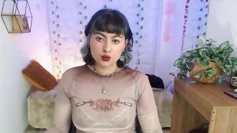 Violeta  online show from October 16, 2025, 7:15 pm