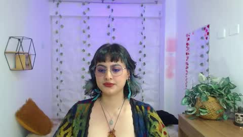 Violeta  online show from October 18, 2025, 7:36 pm