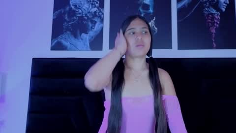 Snapshot of violetabliss1 chatting on February 4, 2026, 12:22 pm VioletaBliss online show from February 4, 2026, 12:22 pm