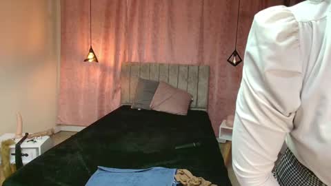 VIOLETA online show from February 14, 2025, 12:57 pm