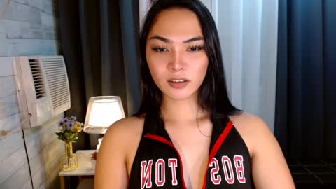 violet online show from December 7, 2024, 12:45 pm