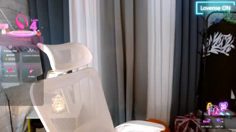 violet online show from March 29, 2026, 1:38 am