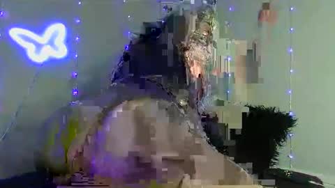VioletDream online show from October 17, 2025, 7:22 am