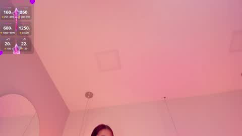 Snapshot of violeth_hill chatting on October 26, 2025, 7:09 pm Violeth Hill online show from October 26, 2025, 7:09 pm