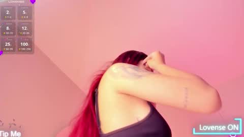 Snapshot of violeth_hill chatting on November 16, 2025, 6:57 pm Violeth Hill online show from November 16, 2025, 6:57 pm