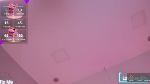 Snapshot of violeth_hill chatting on November 23, 2025, 7:57 pm Violeth Hill online show from November 23, 2025, 7:57 pm