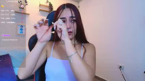 violeth_rosse_ online show from February 26, 2026, 1:15 am