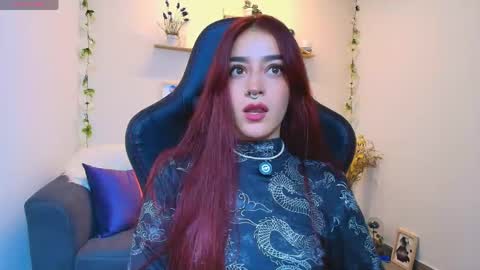 violeth_rosse_ online show from April 15, 2026, 2:07 am