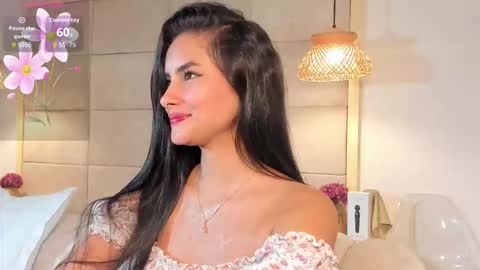 violeth online show from October 1, 2025, 8:37 pm