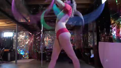 Violet Hooper online show from December 2, 2024, 6:43 pm