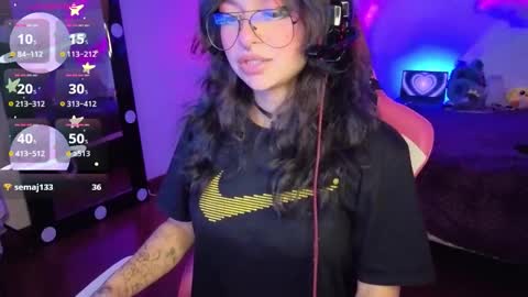   online show from November 8, 2025, 8:29 pm