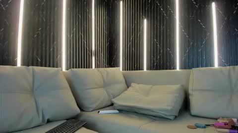 Violet Rose online show from March 30, 2026, 10:00 pm