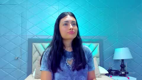 Snapshot of violetrousse chatting on November 28, 2025, 3:58 pm Violet Rousse online show from November 28, 2025, 3:58 pm