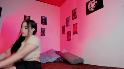 Violet salvatore online show from December 9, 2024, 4:34 am