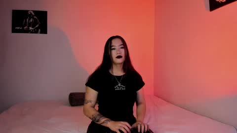 Violet salvatore online show from December 31, 2024, 5:33 am