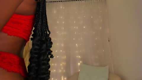 violett23_ online show from November 22, 2025, 3:38 am