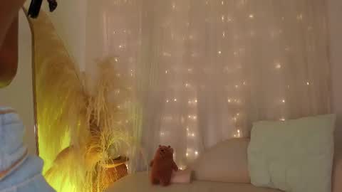 violett23_ online show from November 27, 2025, 12:13 am