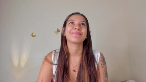 violett_24_ online show from October 11, 2025, 11:47 pm