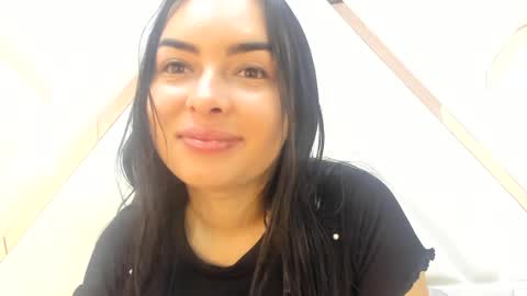 Snapshot of violett_bliss chatting on June 30, 2026, 2:56 am violett_bliss online show from June 30, 2026, 2:56 am