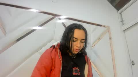 Snapshot of violett_bliss chatting on July 14, 2026, 10:21 am violett_bliss online show from July 14, 2026, 10:21 am
