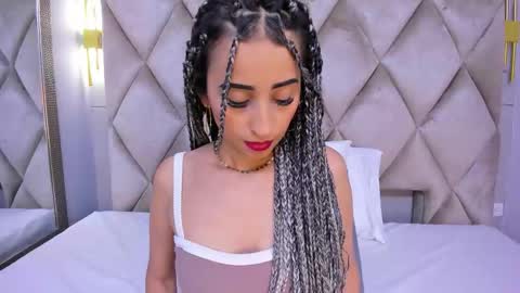 Violett  online show from January 6, 2026, 8:12 pm