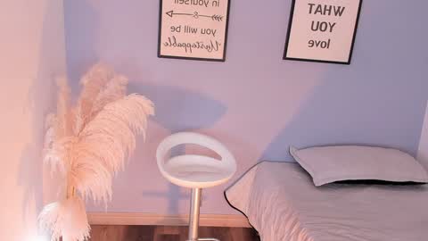 violetta_bold online show from January 26, 2025, 11:17 am