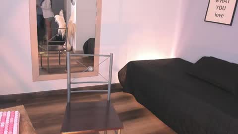 violetta_bold online show from February 18, 2025, 5:42 pm