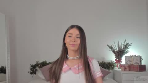 violetta_finch online show from January 11, 2025, 11:12 am