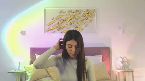 violetta_finch online show from October 19, 2025, 10:27 am