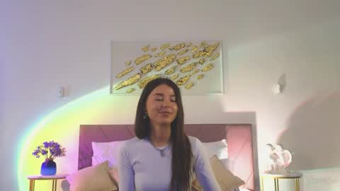 violetta_finch online show from April 9, 2026, 9:58 am