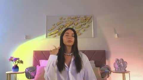 Snapshot of violetta_finch chatting on July 9, 2026, 11:03 am violetta_finch online show from July 9, 2026, 11:03 am
