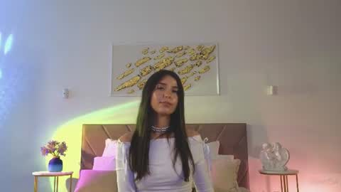 Snapshot of violetta_finch chatting on July 28, 2026, 6:20 pm violetta_finch online show from July 28, 2026, 6:20 pm