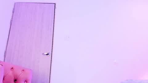 Snapshot of violetta_foxx1 chatting on February 26, 2026, 7:35 pm violeta online show from February 26, 2026, 7:35 pm