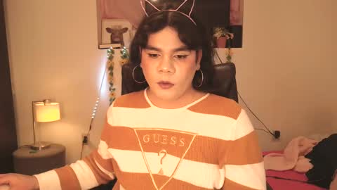 violettacam69 online show from February 1, 2025, 7:47 am