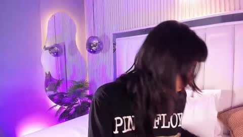 Snapshot of violettacolinss chatting on February 25, 2026, 11:31 am violettacolinss online show from February 25, 2026, 11:31 am