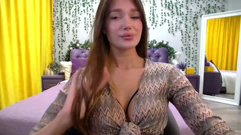 Snapshot of violettacosmo chatting on December 15, 2024, 10:26 pm ViolettaCosmo online show from December 15, 2024, 10:26 pm