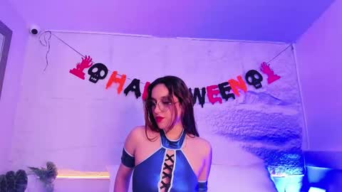 Violetta  online show from October 31, 2025, 7:59 pm